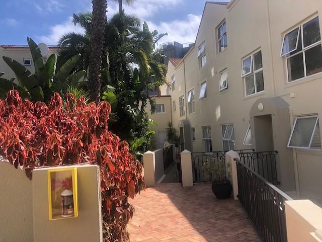 To Let 1 Bedroom Property for Rent in Fresnaye Western Cape